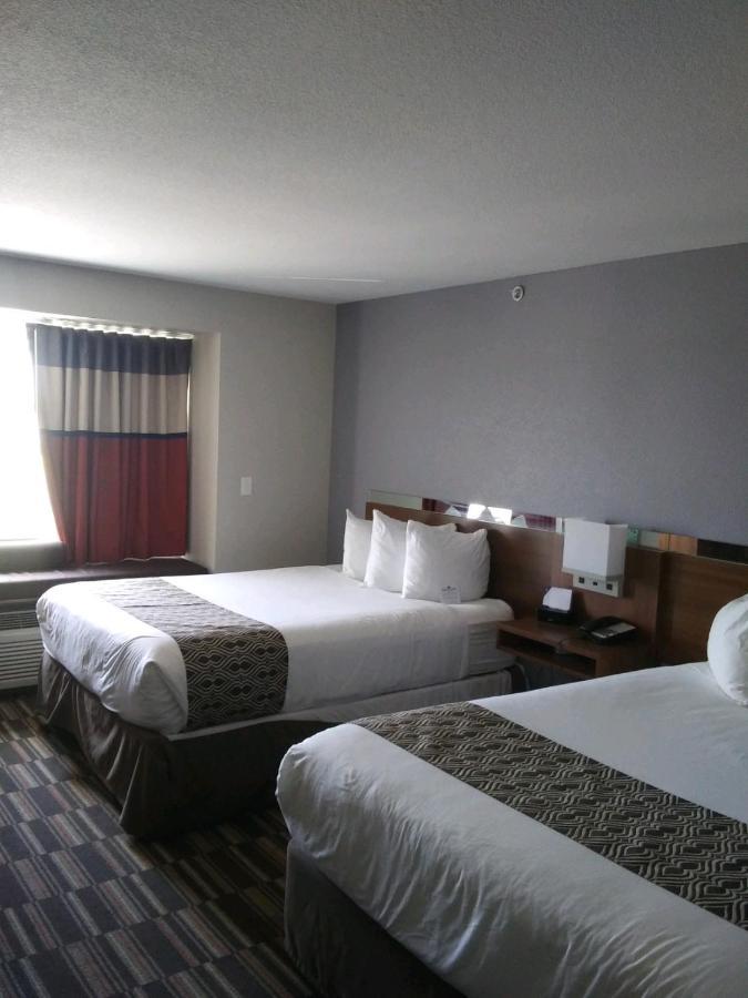 Microtel & By Wyndham Hotel 3*